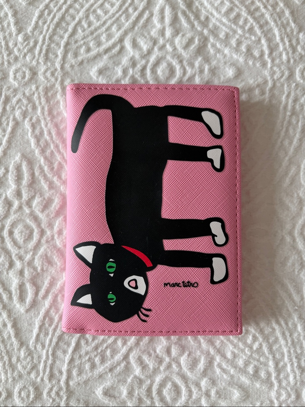 NWOT Marc Tetro Pink Cat Bifold Wallet
